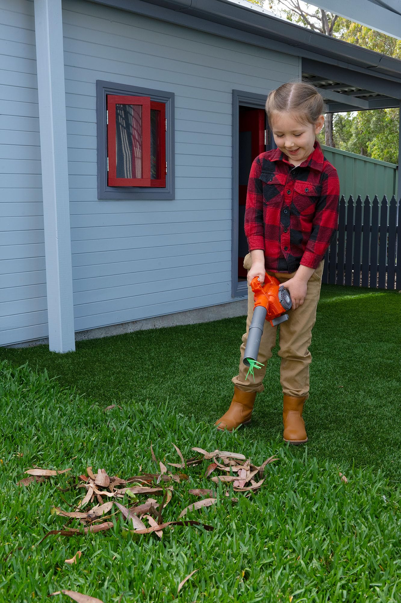 Husqvarna 125B Toy Leaf Blower, Light-Up Engine Makes Noise and Blows Out Real Air, Toddler Toys for Ages 3 and Up, Plastic, Orange/Gray, 589746402 - Image 6
